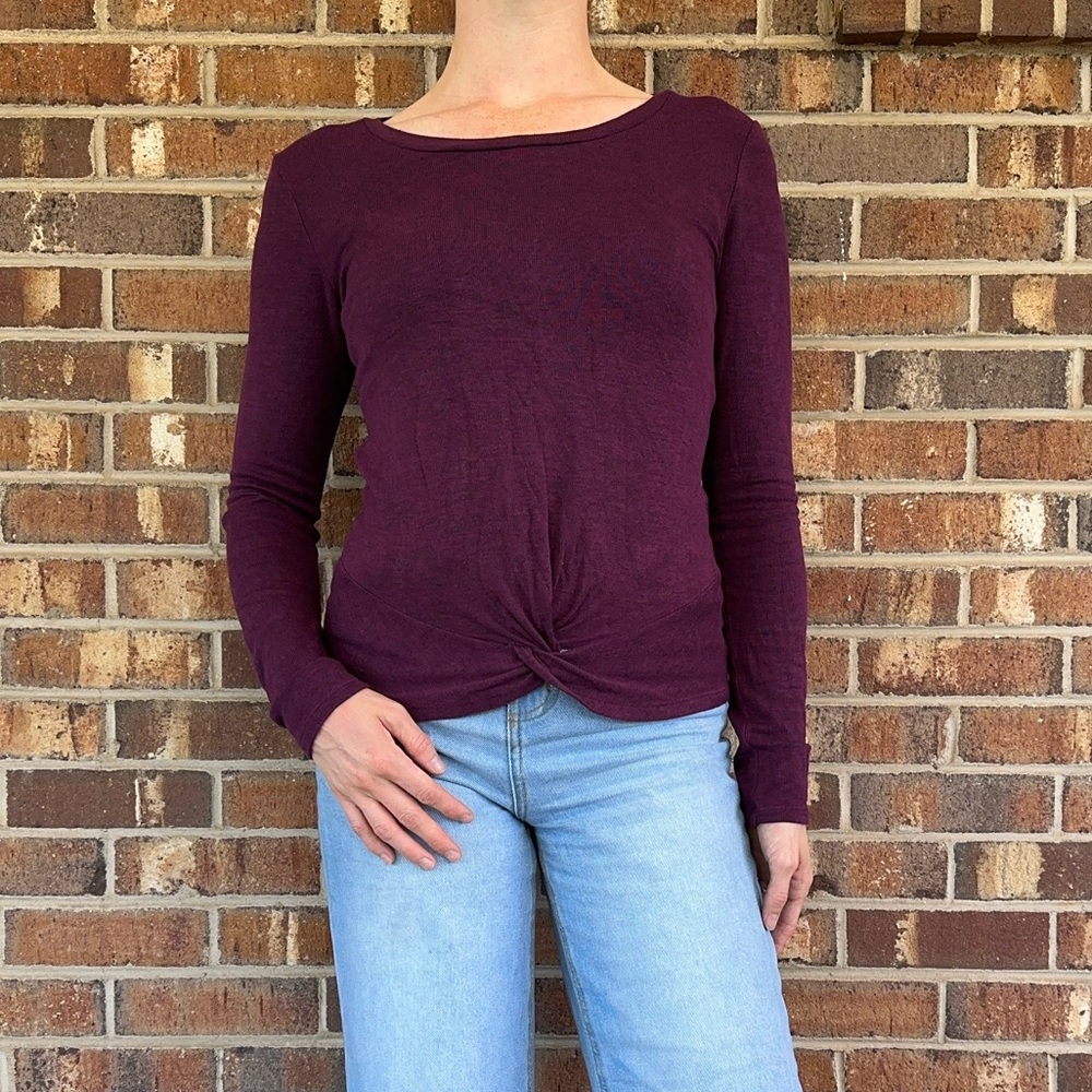 Aeropostale knit top